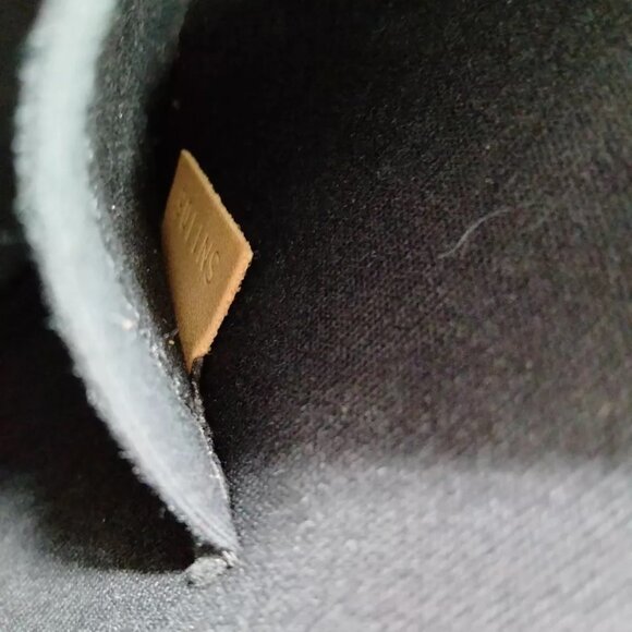 (R724) Louis Vuitton Hand Bag Alma BB Yellow Vernis - Picture 13 of 13